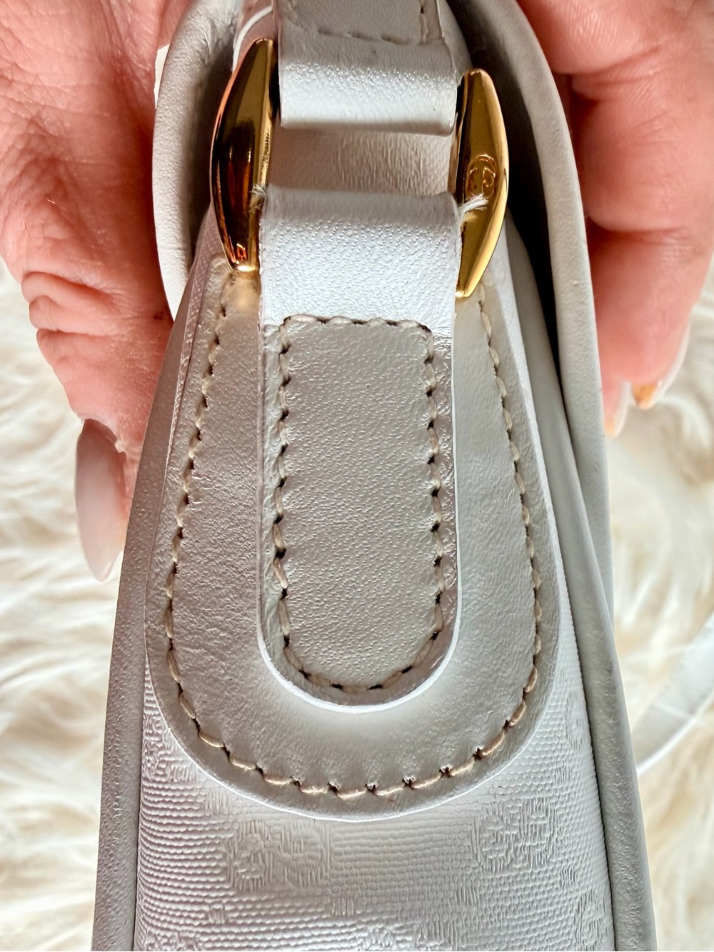 Vintage Gucci Micro GG Monogram Saddle Crossbody - Picture 5 of 16
